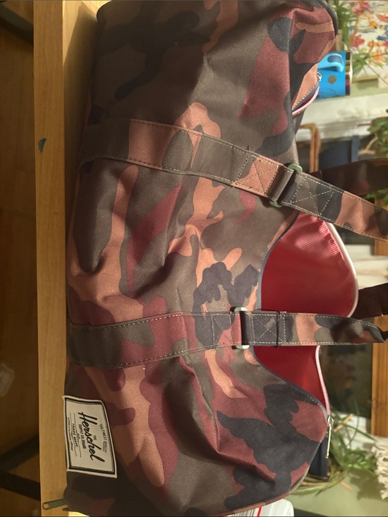 Herschel Supply Company Handbags - Herschel Supply Company Woodland Camo Tote - Brown/Green